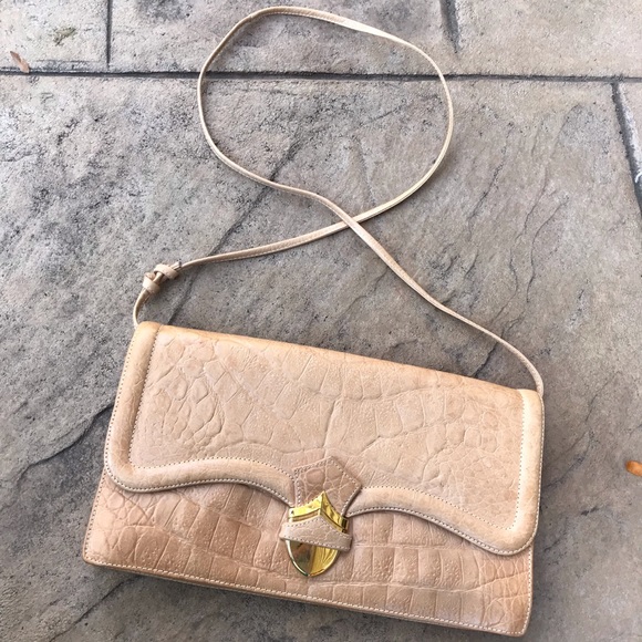 Vintage Handbags - Vintage Susan Gail cross body